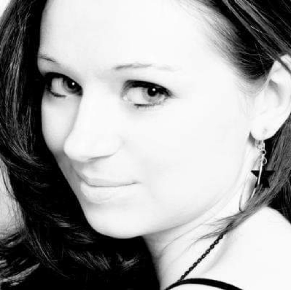 Meet your Posher, Jeanie Marie